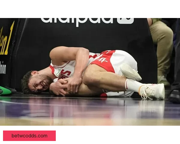 比塔泽犯规致兰代尔高位扭伤 缺阵至少两周时间